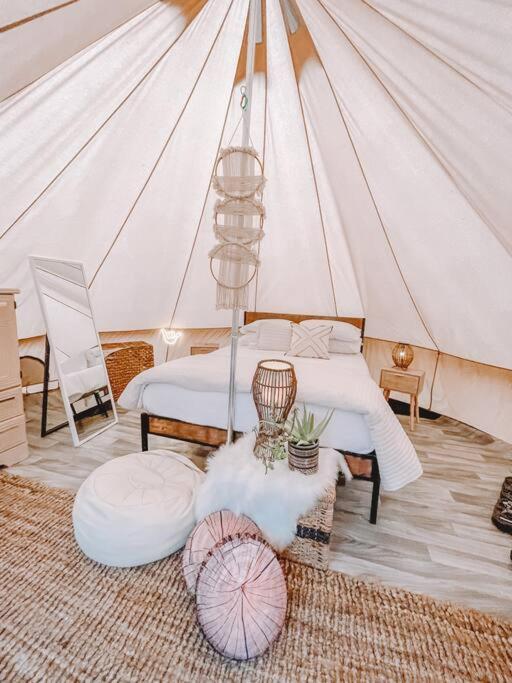 Cute Off Grid Glampsite With Wifi- 5 Min From Haleiwa Town Hotel Eksteriør billede